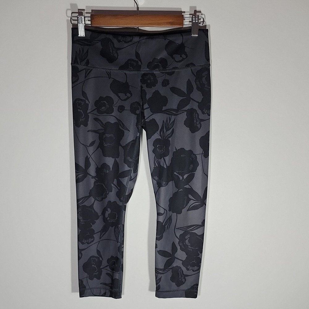 Lululemon Wunder Under Crop High Rise Floral Leggings Grey Black Size 6